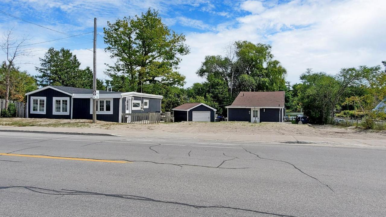 Main Beach River Retreat - Wasaga Beach 1 - Main Strip - 93 Mosley St Kültér fotó