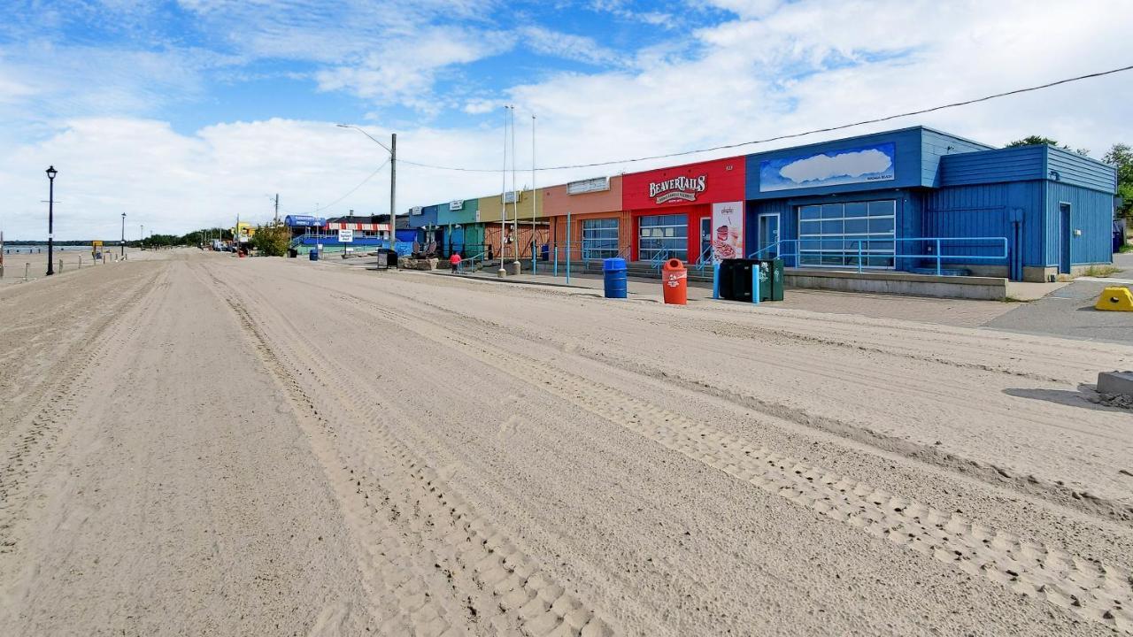 Main Beach River Retreat - Wasaga Beach 1 - Main Strip - 93 Mosley St Kültér fotó